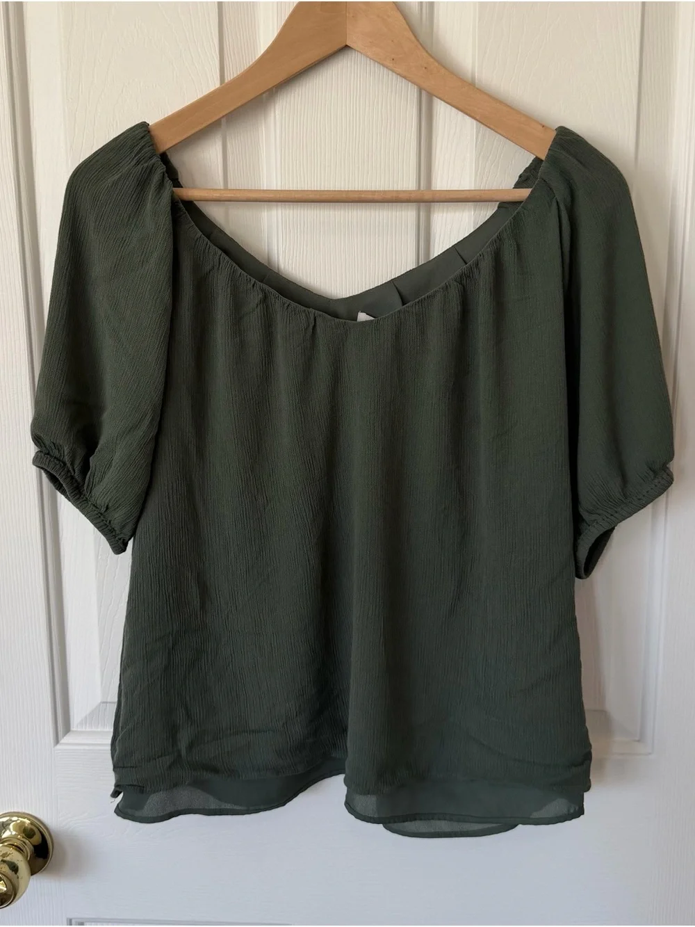 LOFT Olive Green Puff Sleeve Scoop Neck Blouse